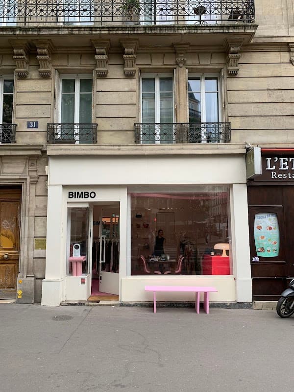 Photo de Bimbo Vintage Club - Vintage Showroom